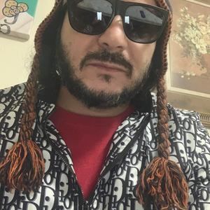 Meet your Posher, Jesus jose